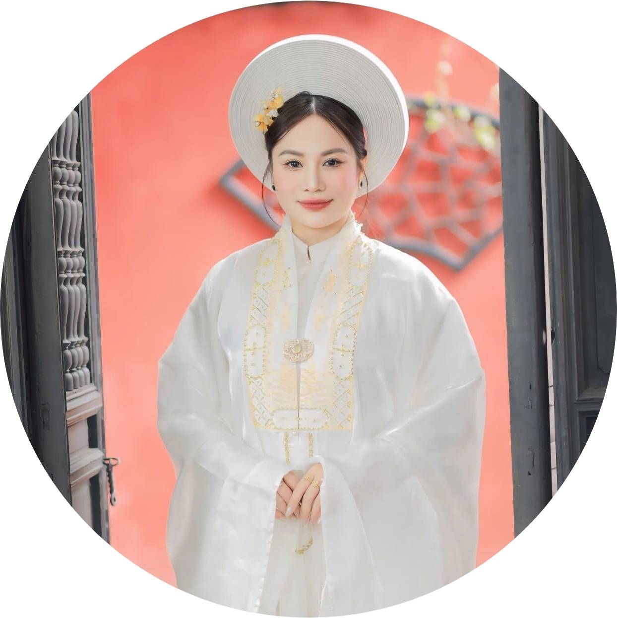 Co-Founder Quỳnh Moon