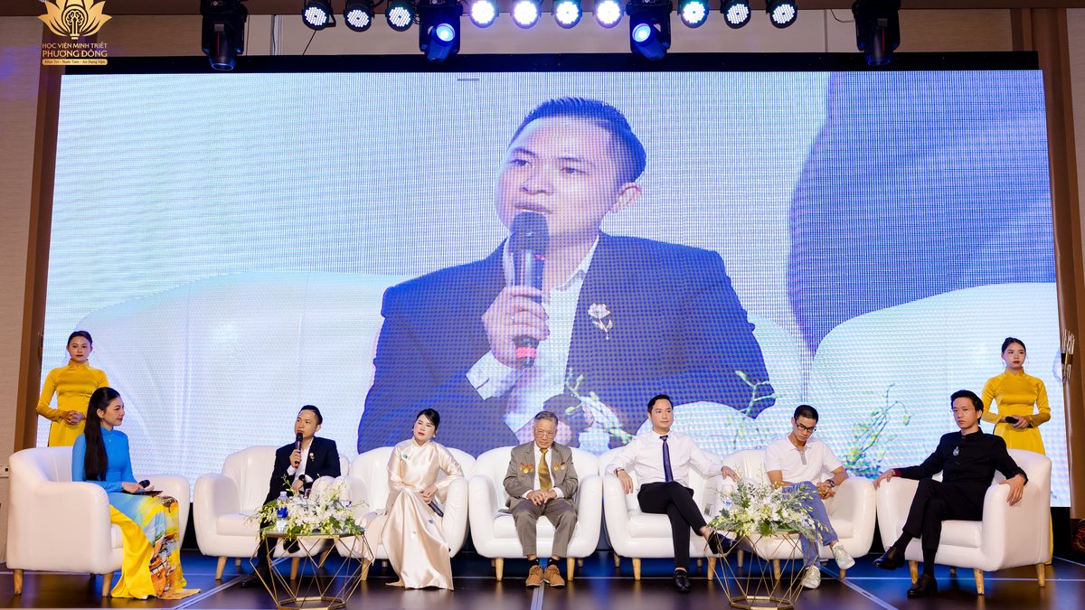 Toạ đàm tại Hội nghị định hướng phát triển huyền học quốc gia
